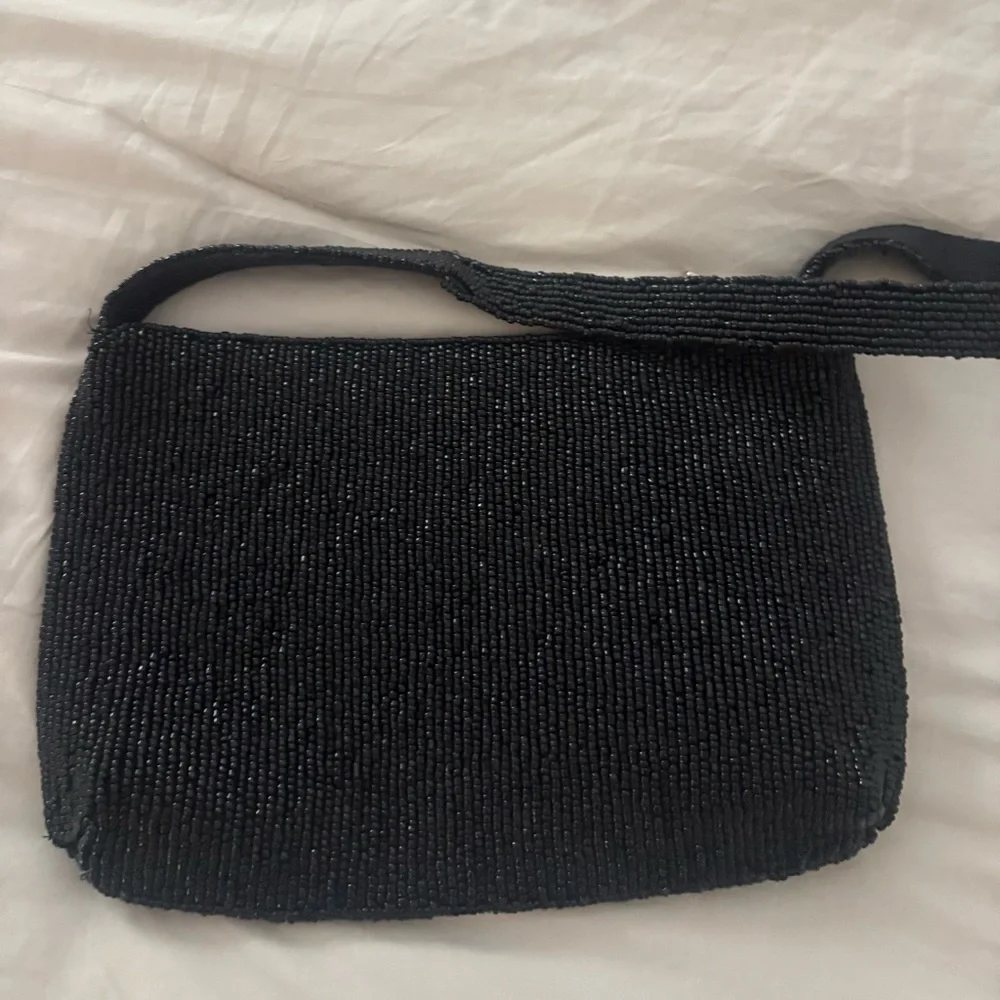 NWOT Viral Zebra Beaded Bag